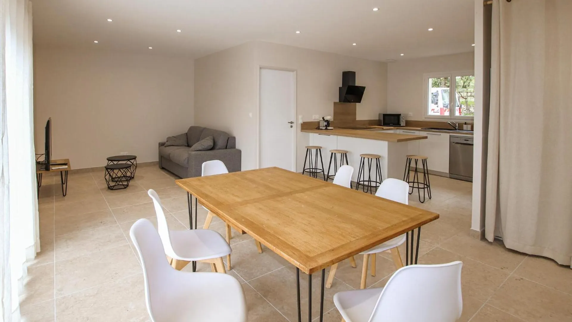 Holiday home Pet Friendly Home In Lussas With Kitchen
